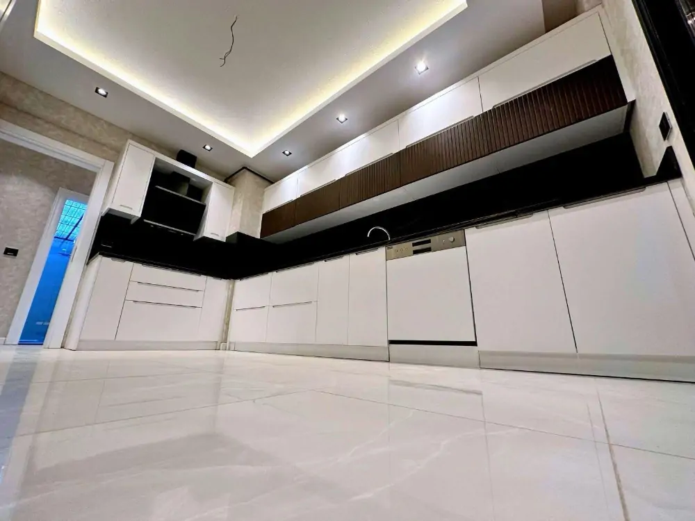 NOVA TERRA'DAN ŞEMİKLER'DE 3+1 ARAKAT HAVUZLU SİTEDE SATILIK DAİRE 